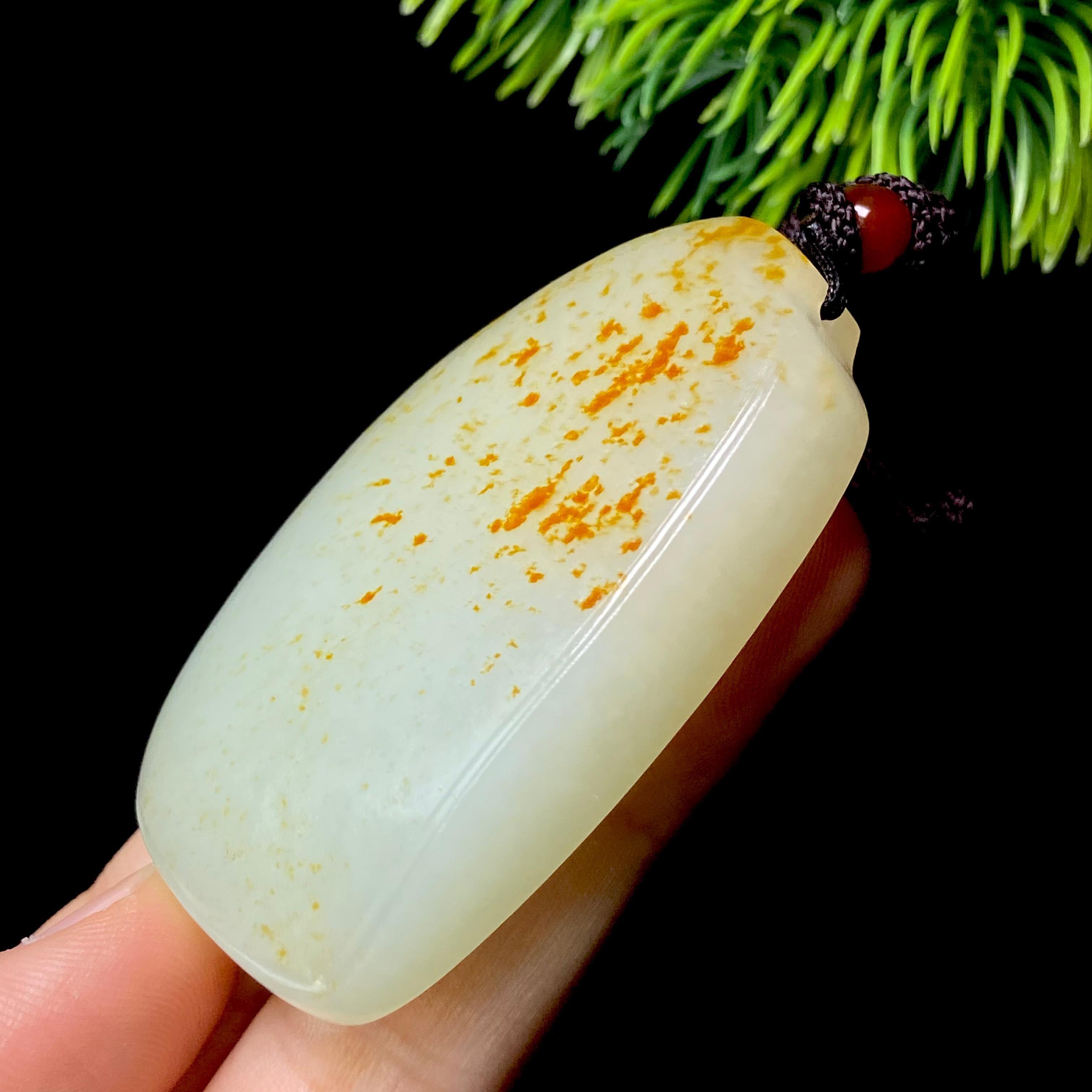 和田玉籽料无事牌（61.8g）