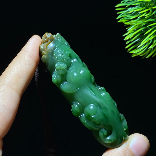 和田玉碧玉螭龙挂件（46.7g）