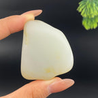 和田玉洒金皮籽料（57.22g）