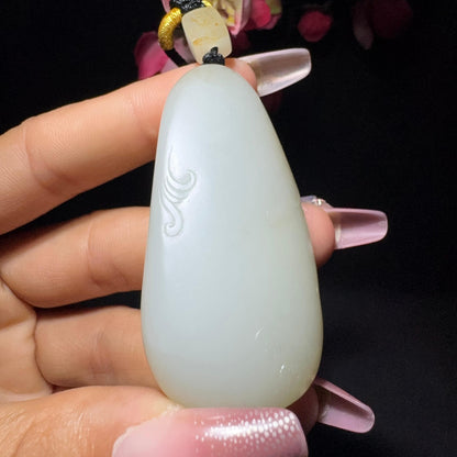 和田玉籽料观音挂件（50.8g）