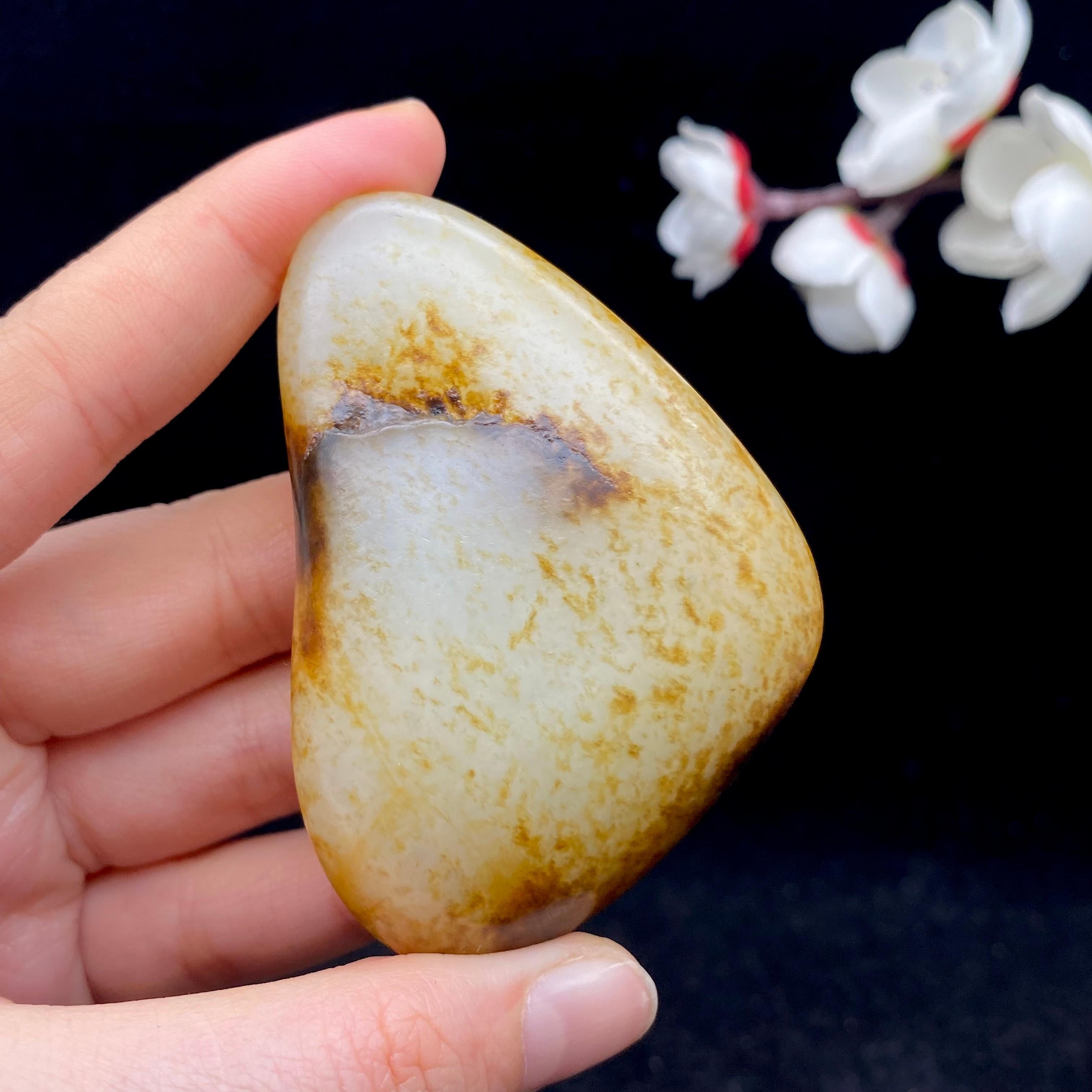 和田玉秋梨皮籽料（121.2g）