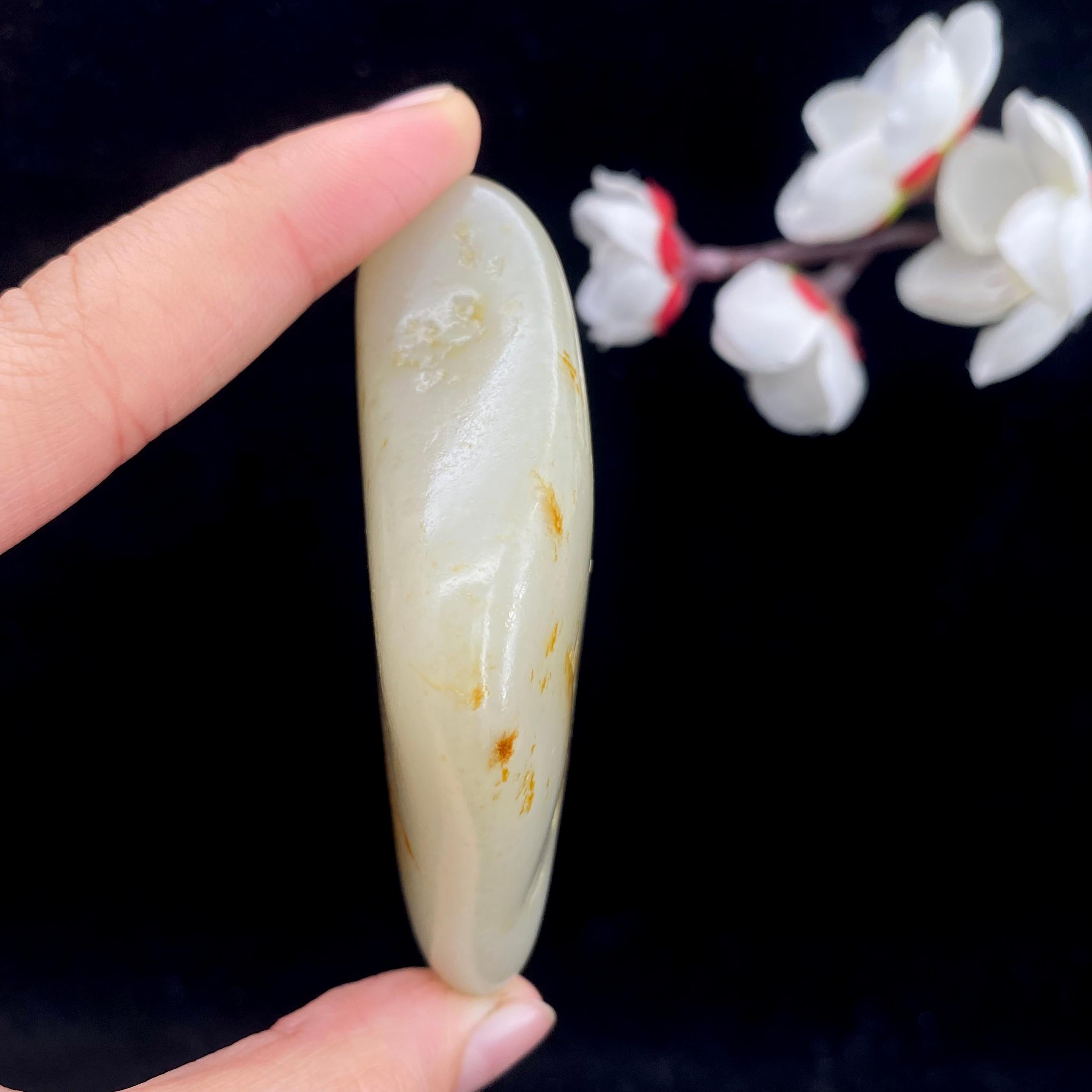 和田玉洒金皮籽料原石（67.8g）