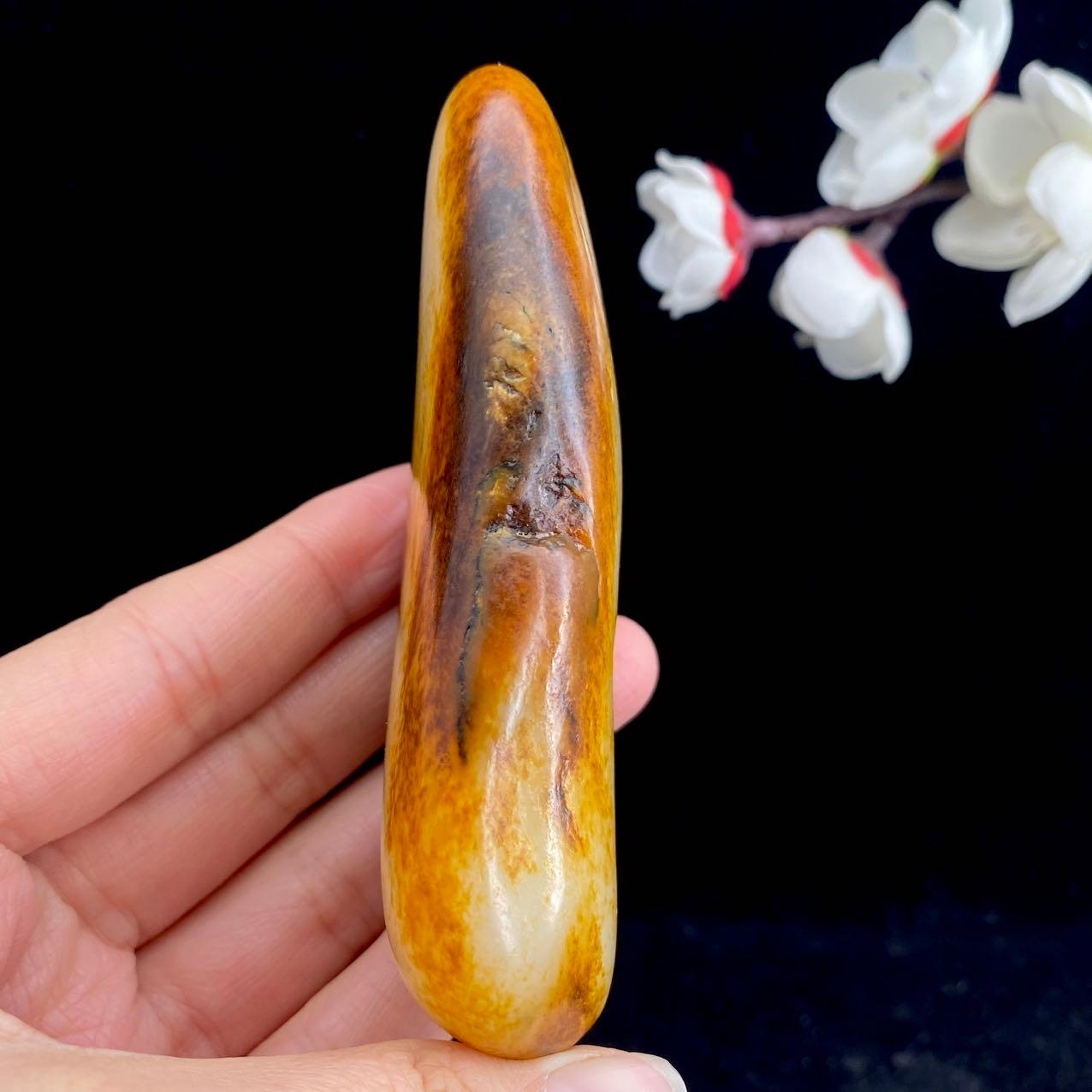 和田玉聚红皮籽料原石（170.2g）