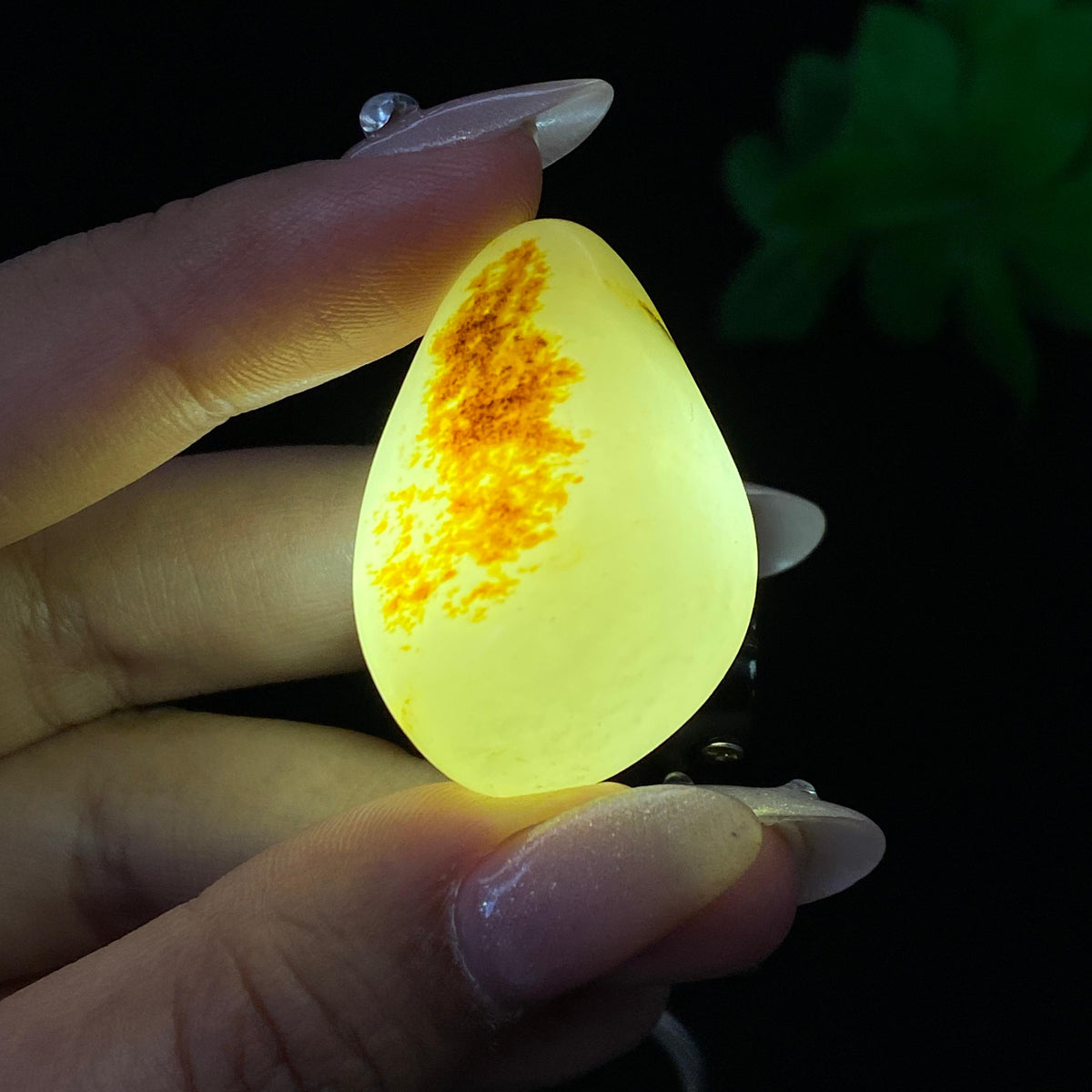 和田玉聚黄皮籽料（22.3g）