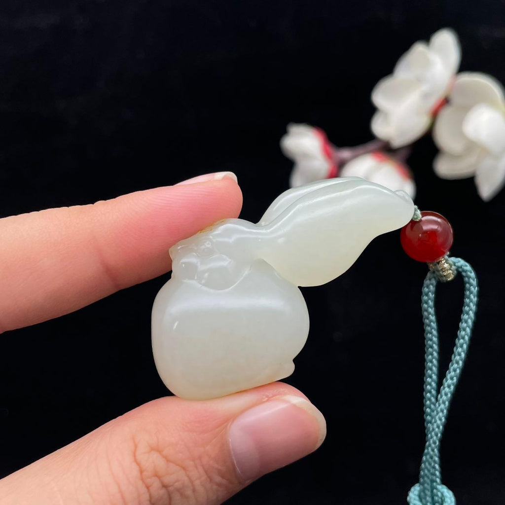 和田玉白玉籽料【兔子】挂件（23.7g）