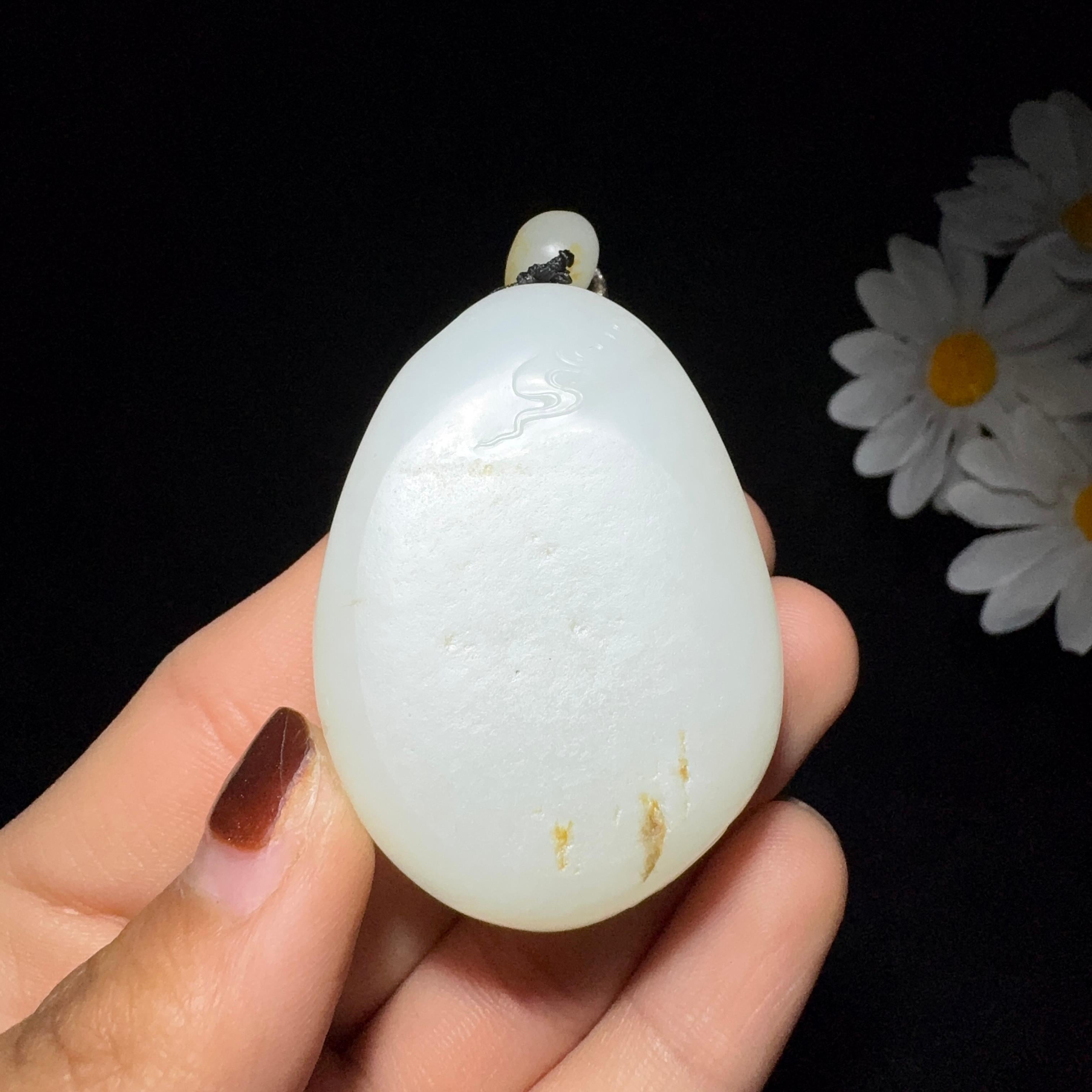 和田玉籽料羊脂白玉观音（61.7g）