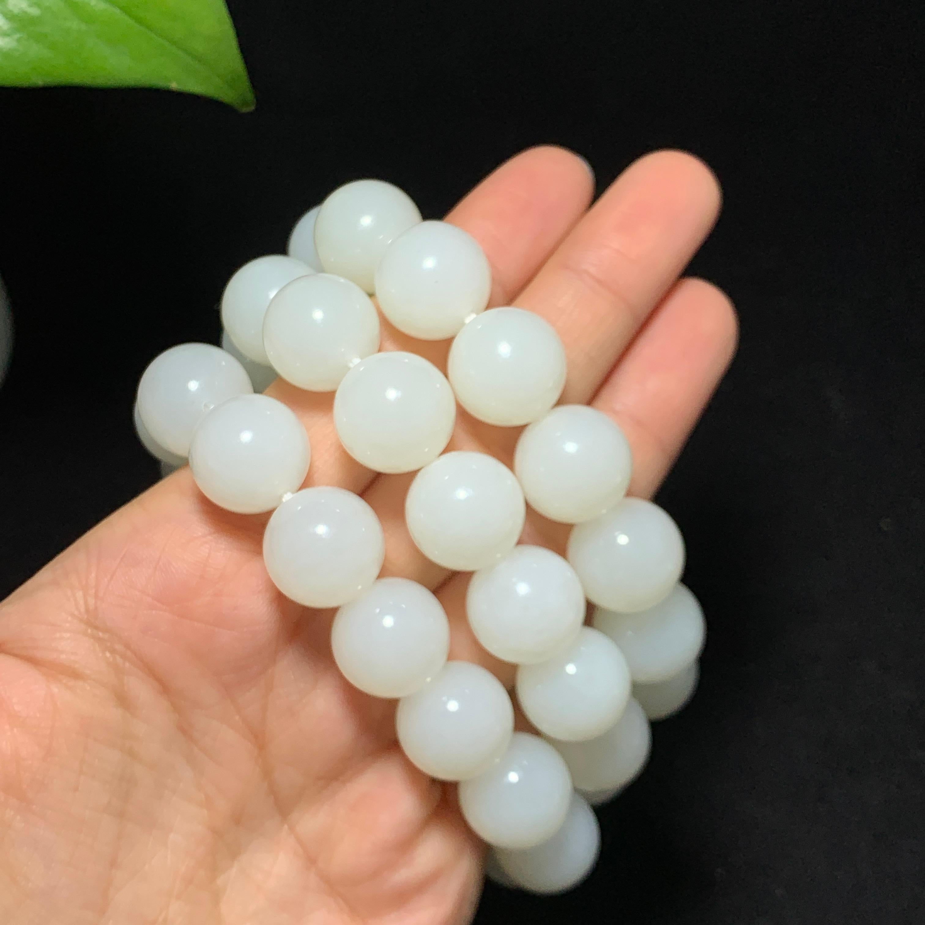 收藏级和田山料羊脂白玉圆珠手串（有量20条）（75.6g）