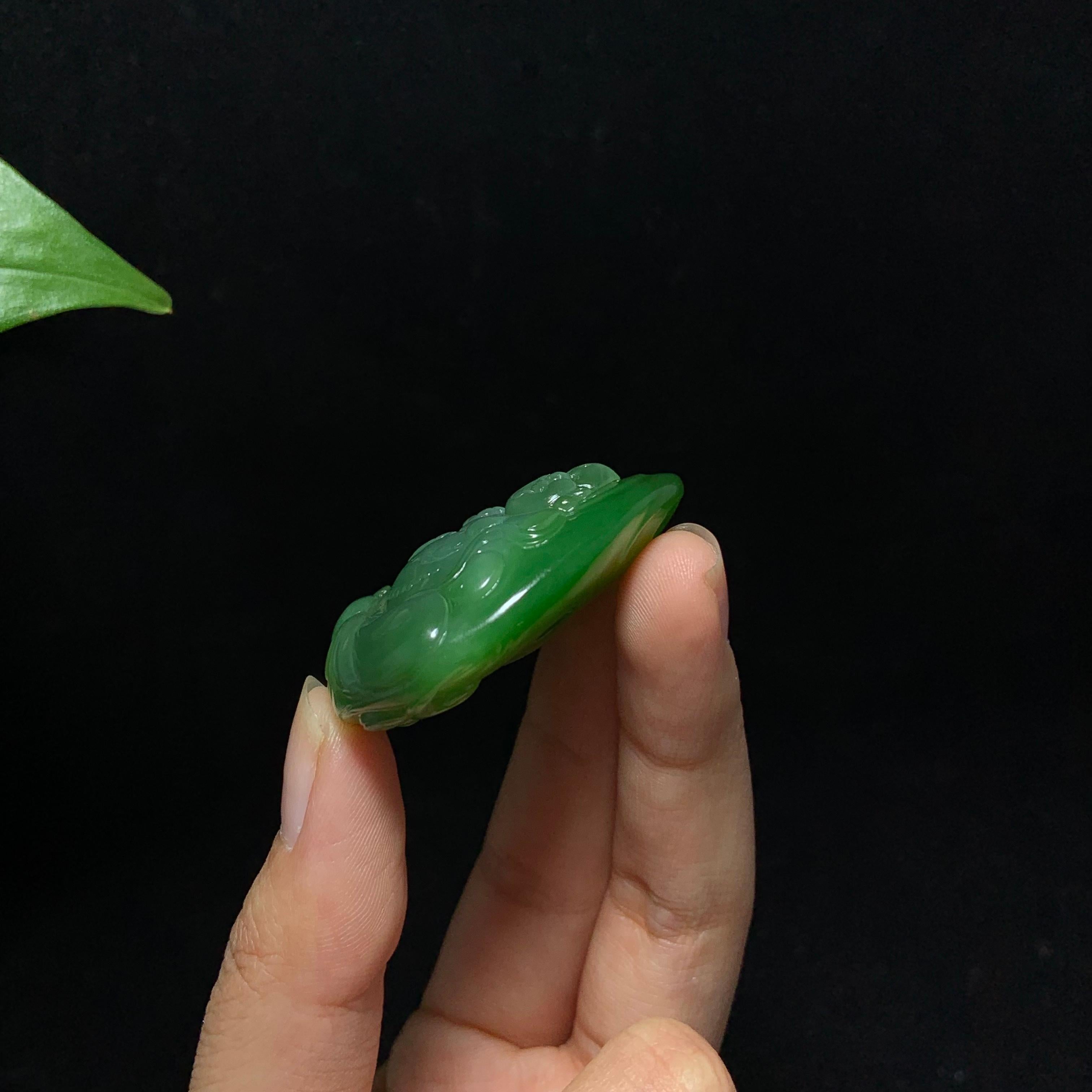 收藏级碧玉粉绿佛公挂件（29.5g）