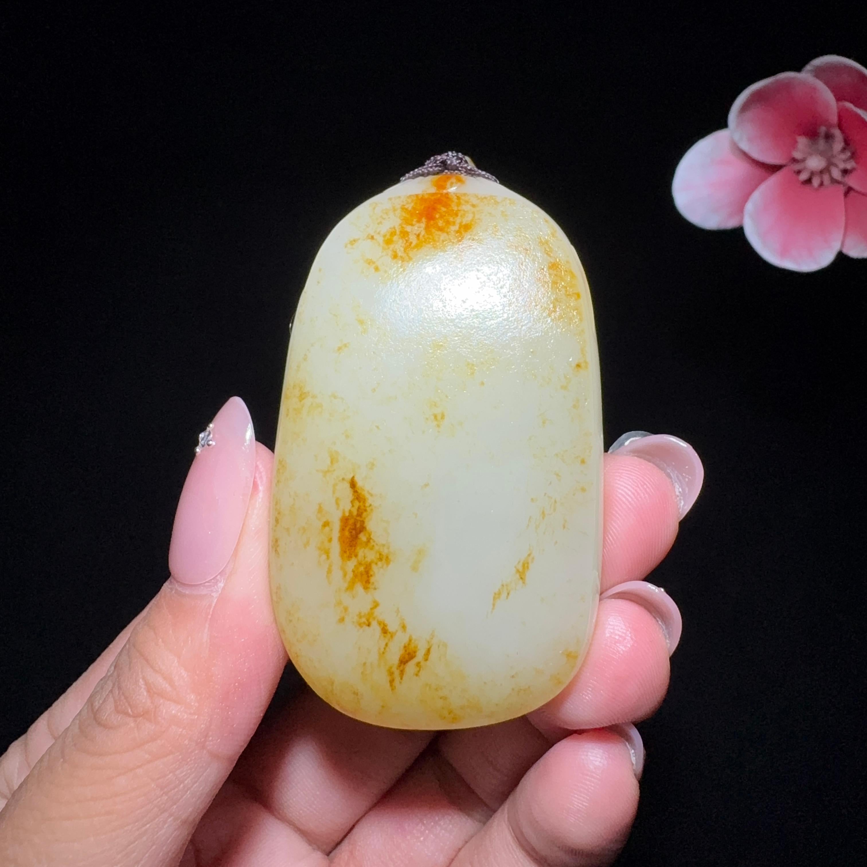 秒杀和田玉籽料平安无事牌（58.2g）