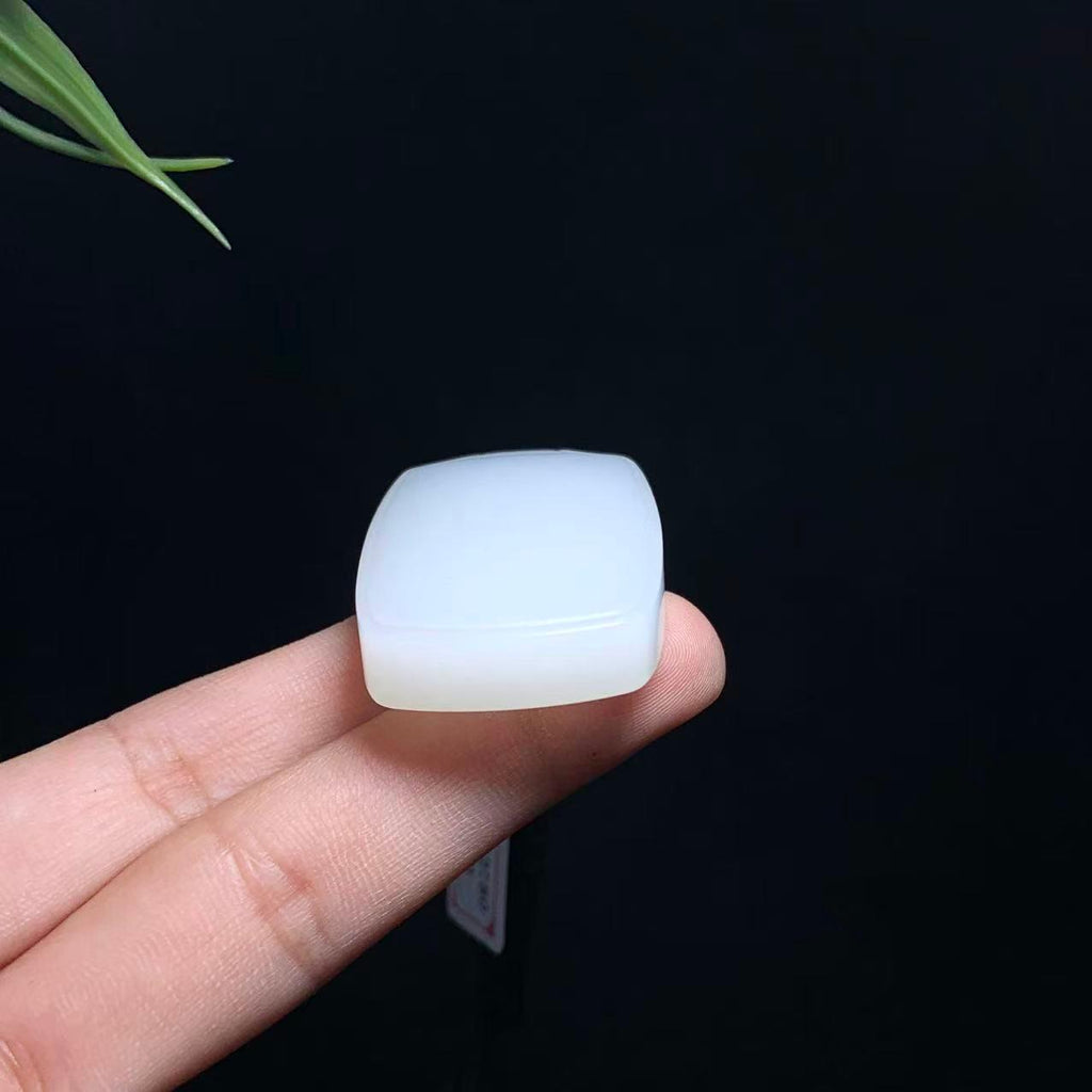 和田山料白玉无事牌（28.4g）