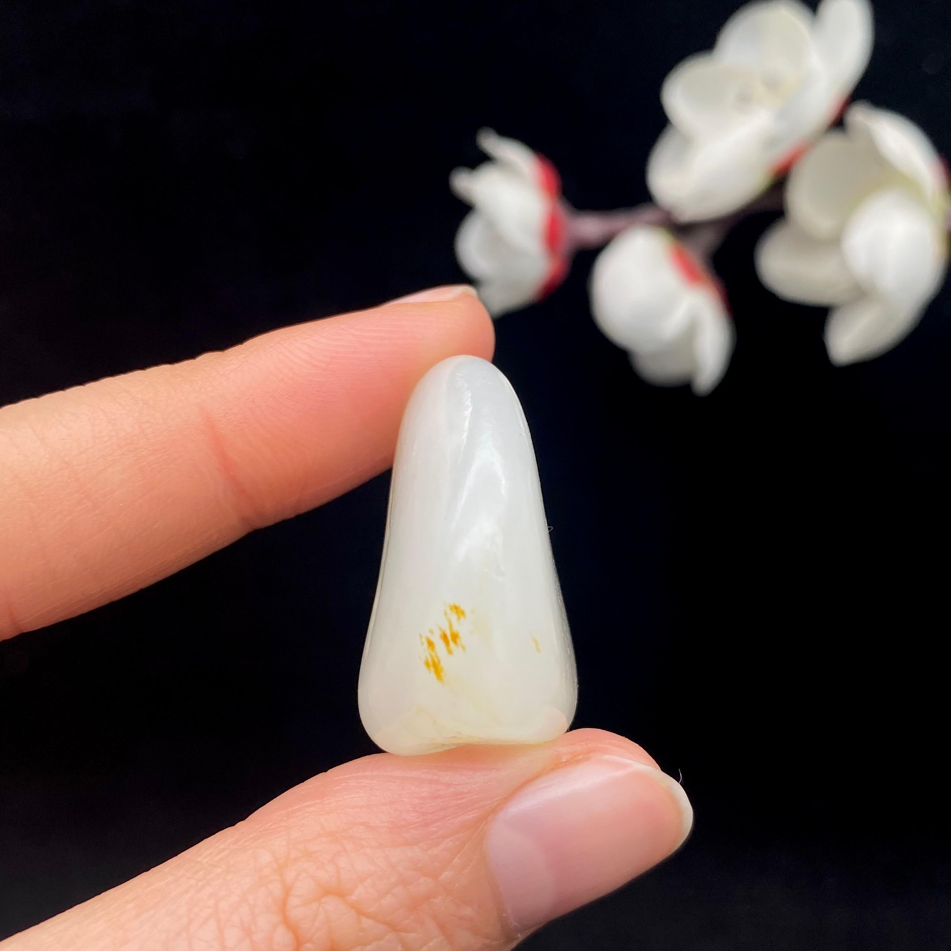 和田玉洒金皮籽料（13.9g）