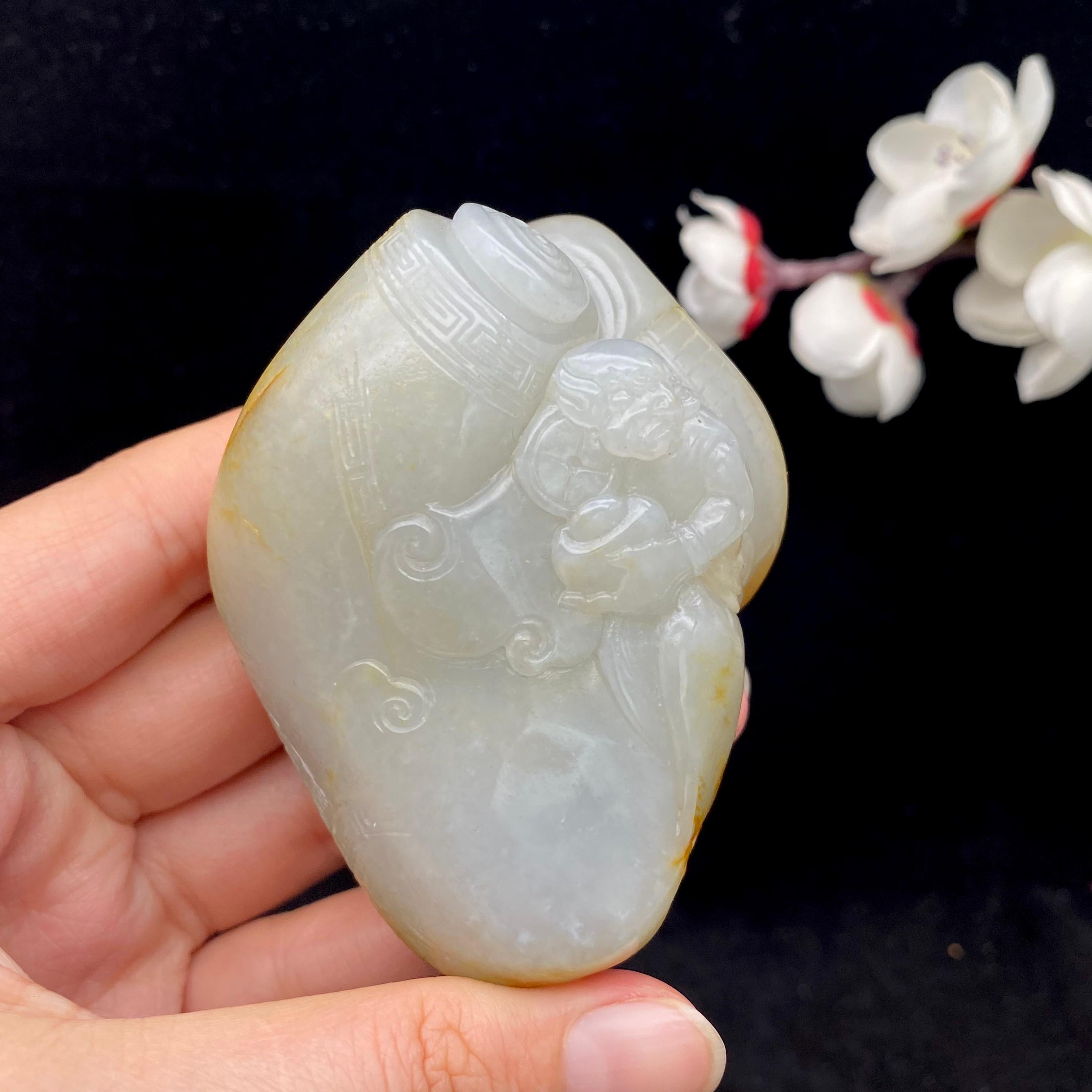 和田玉聚黄皮籽料【钟馗】手把件（188.7g）