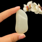 和田玉黄皮籽料挂件（30.8g）