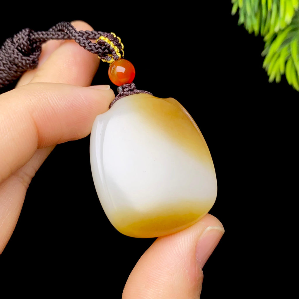 和田玉糖白无事牌（23.0g）