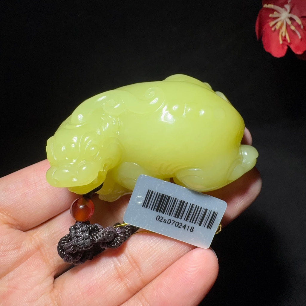 和田玉黄口料貔貅手把件（102.0g）