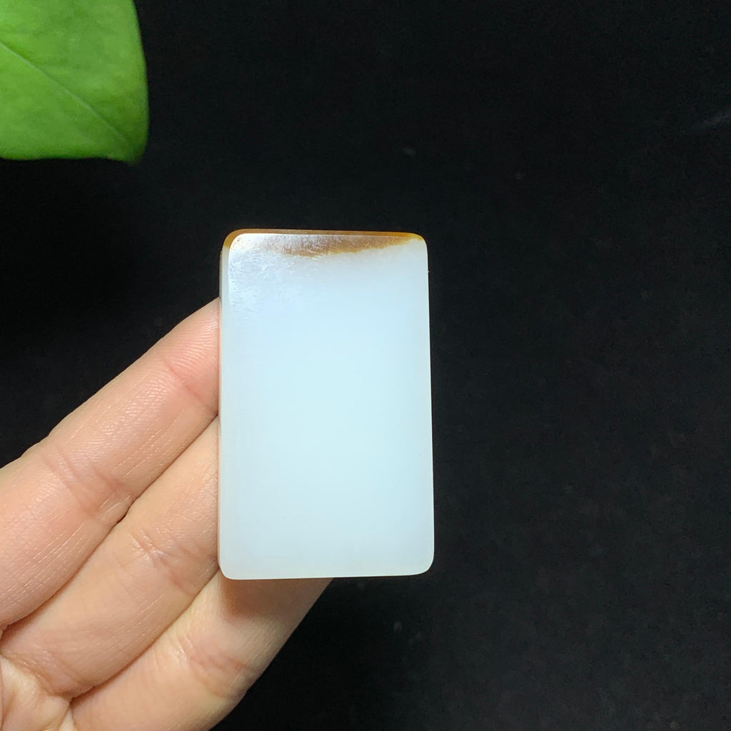 高品质新疆且末糖白玉无事牌挂件（41.3g）