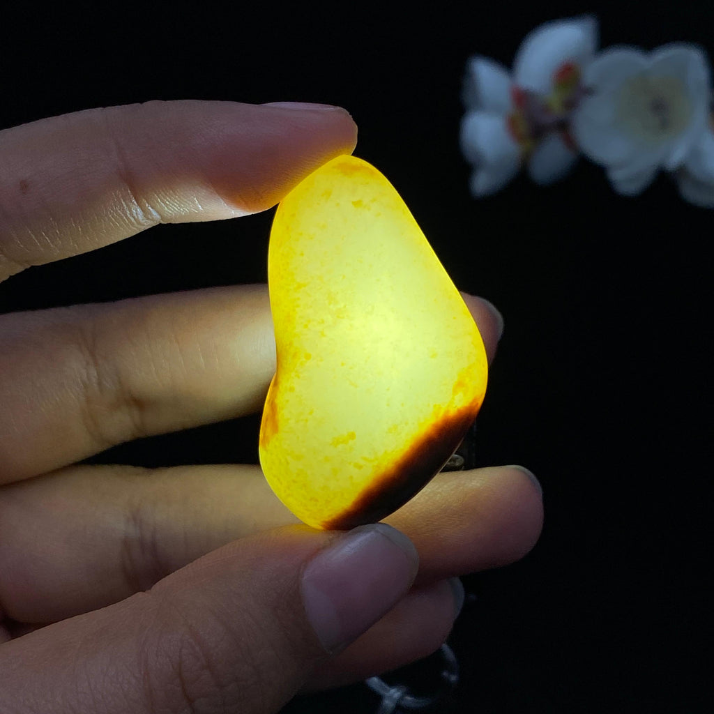 和田玉聚红皮籽料挂件（21.7g）