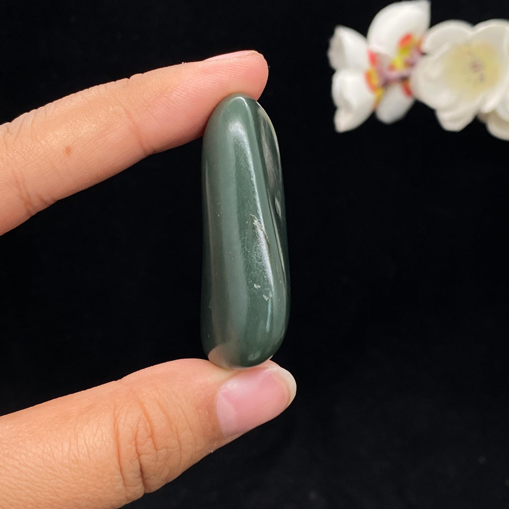 和田玉蓝调沙枣青籽料挂件（40.4g）
