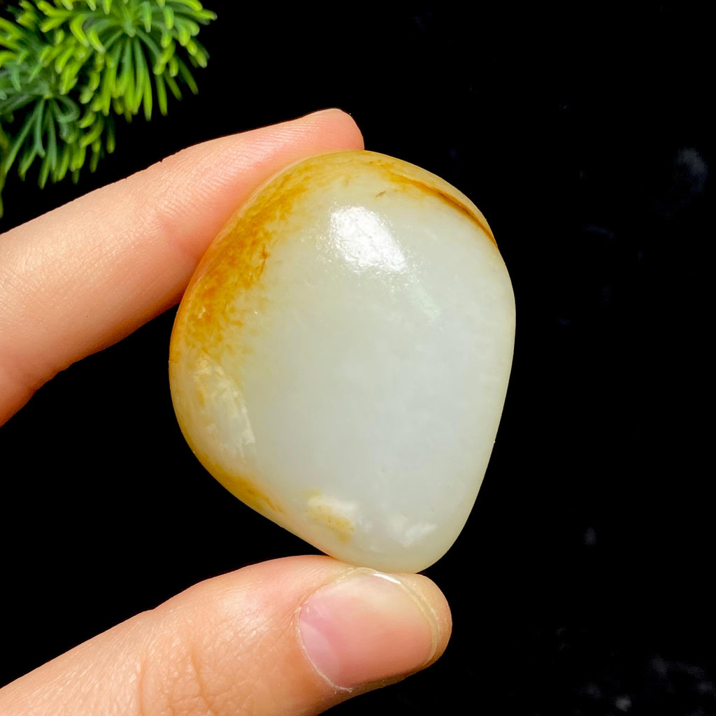 和田玉黄沁皮籽料（60.2g）