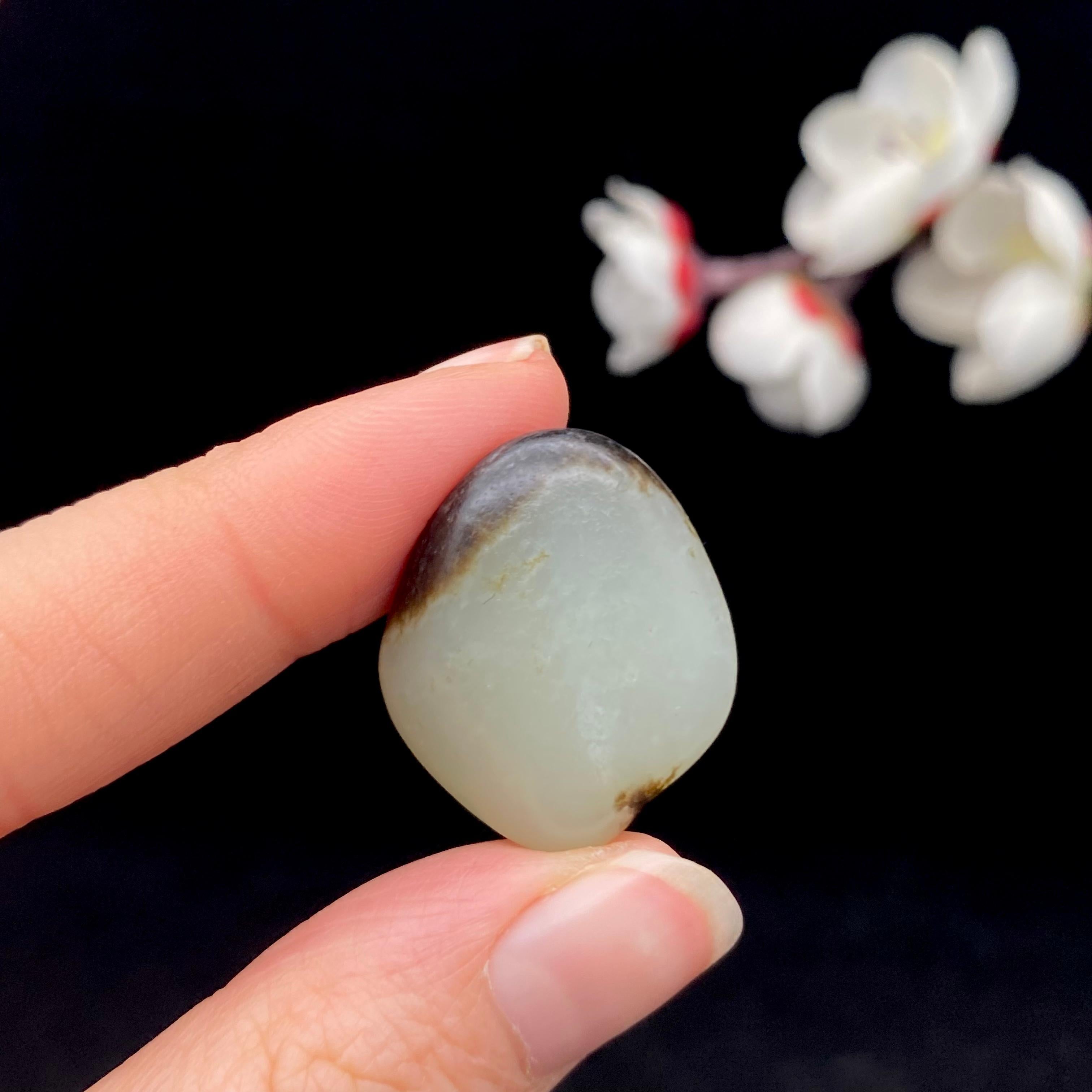 和田玉聚黑皮籽料吊坠籽（7.4g）