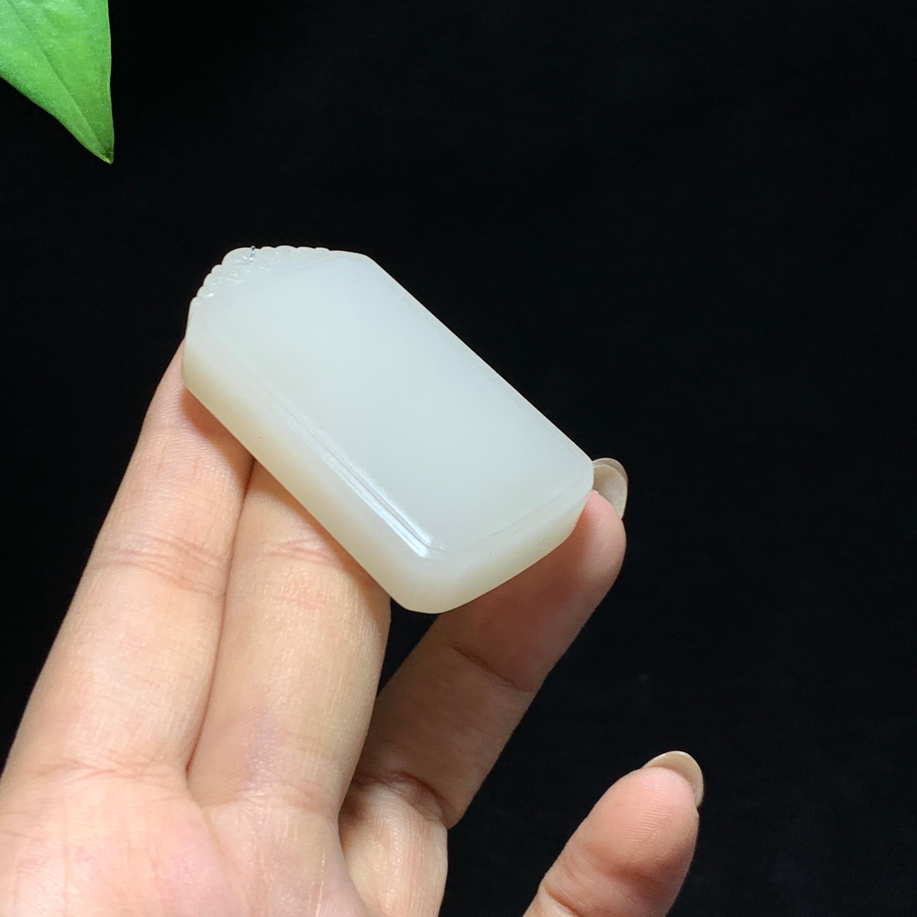 和田山料藕粉渐变无事牌挂件（42.7g）