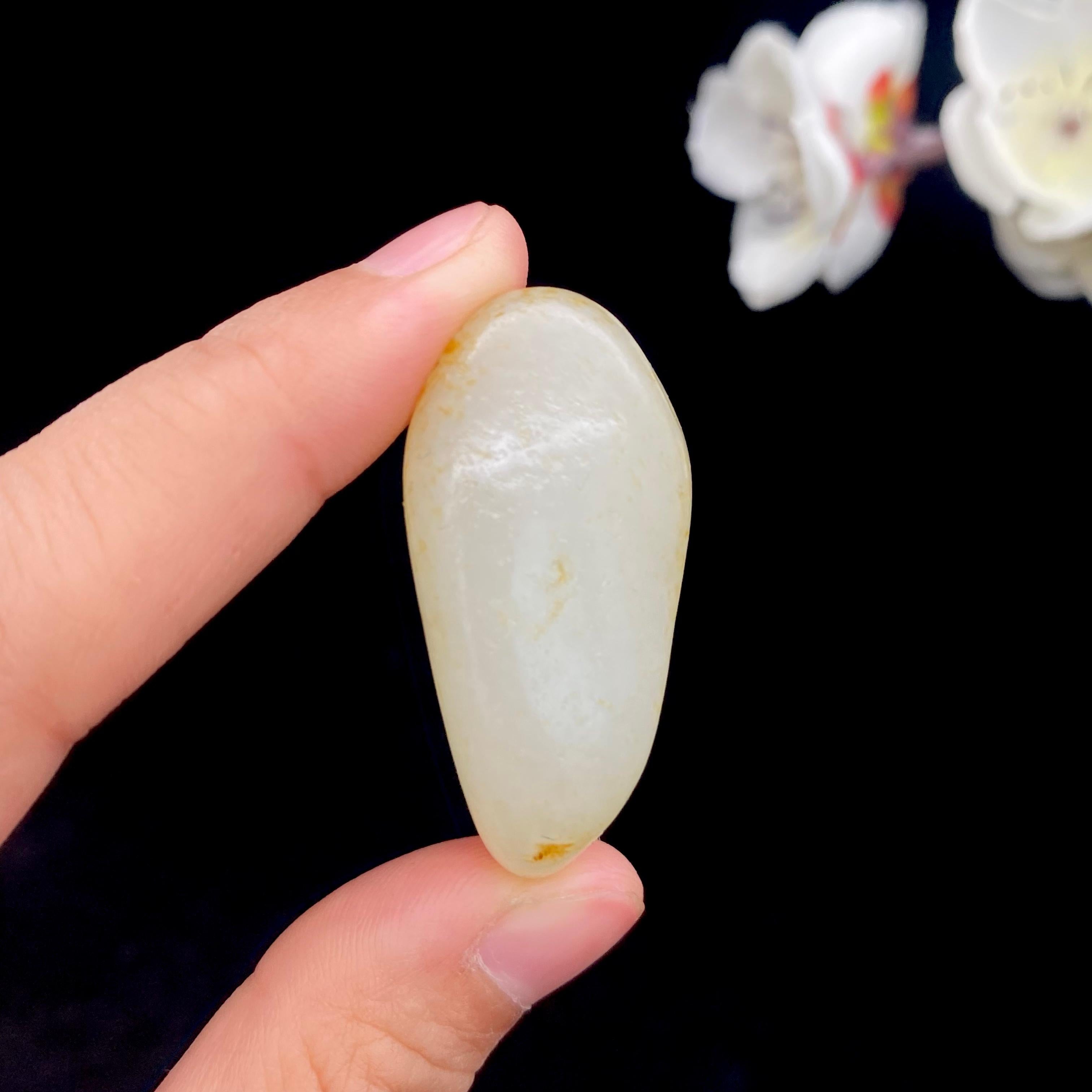 和田玉洒金皮籽料原石（20g）