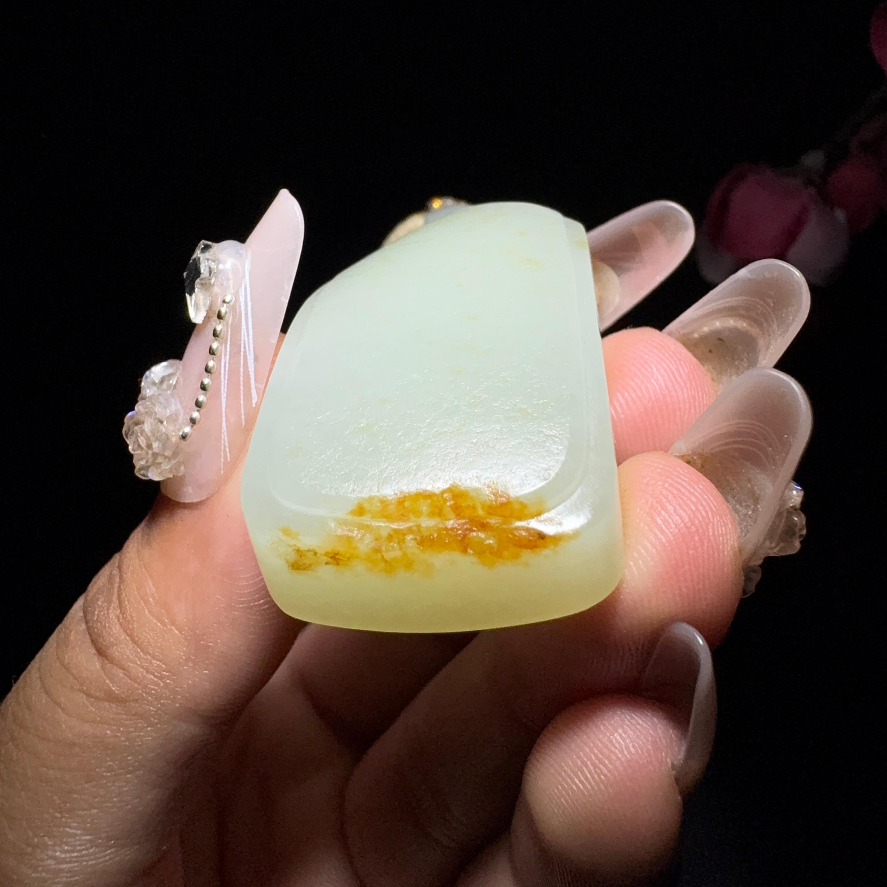 和田玉籽料平安牌（37.8g）
