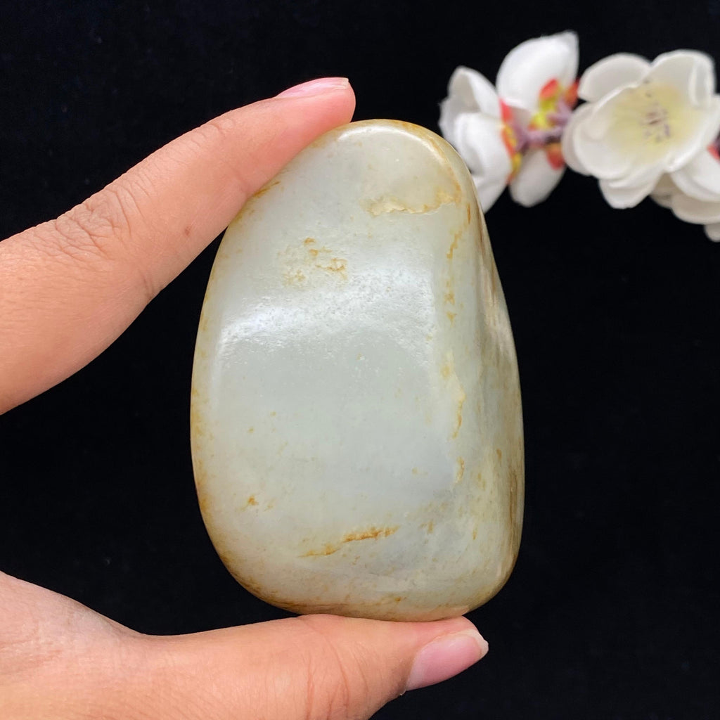 和田玉洒金皮青花籽料手把件（210.9g）