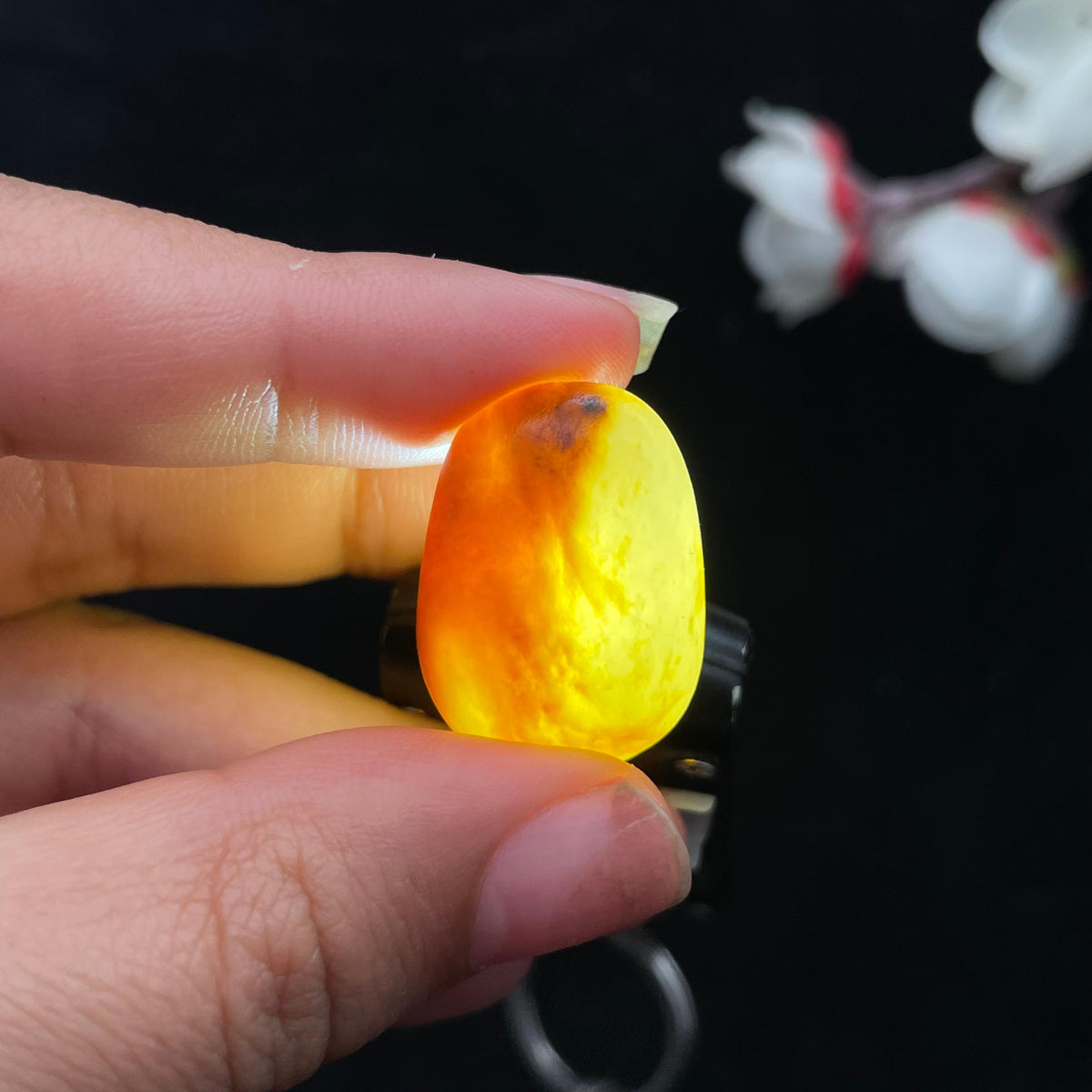 和田玉聚黄皮籽料（5.9g）