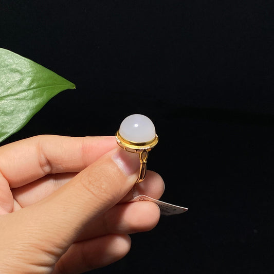 精品和田山料白玉金镶玉戒指（5.0g）