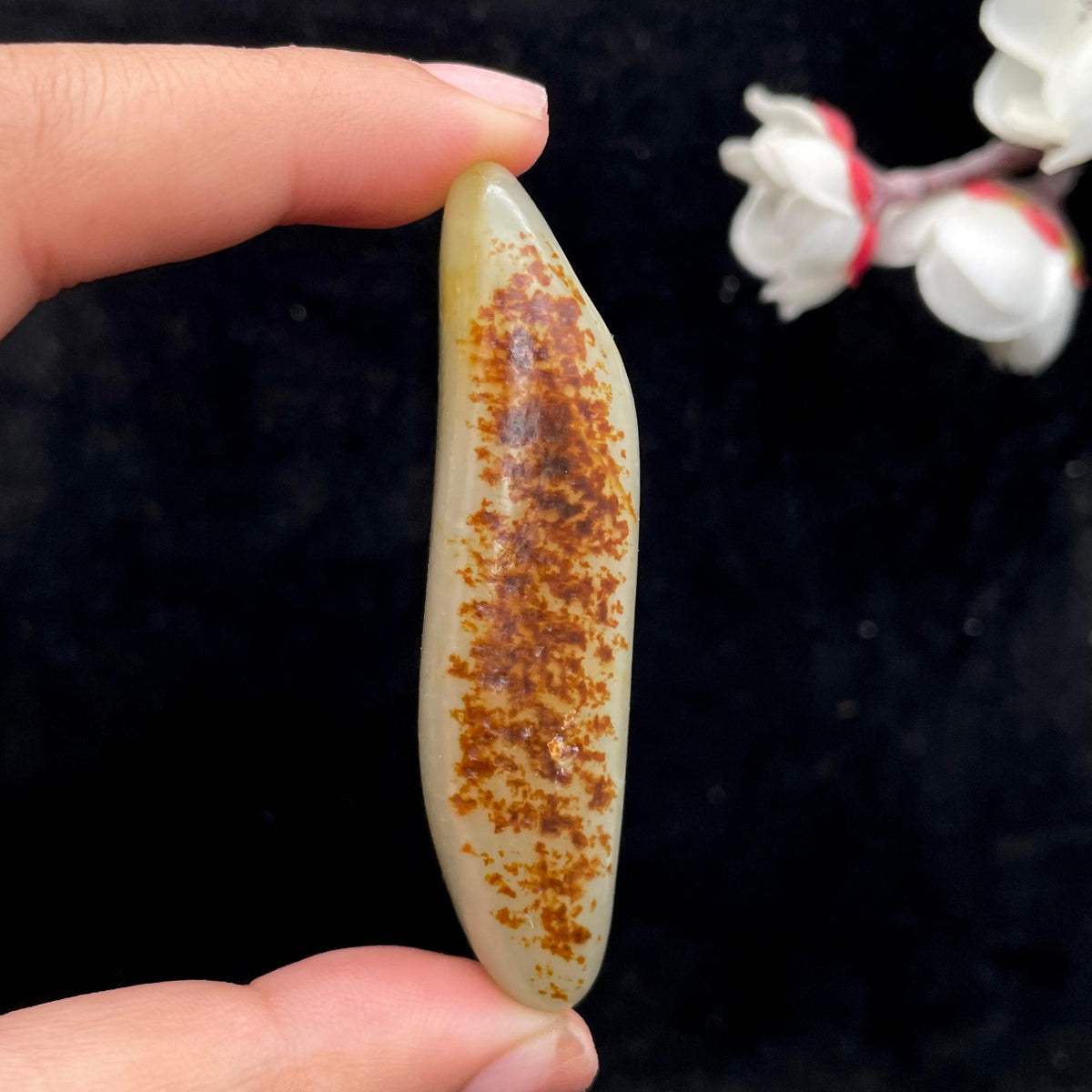 和田玉洒红皮籽料（39.6g）