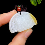 和田玉且末金山糖白祥云纹半圆佩（17.8g）