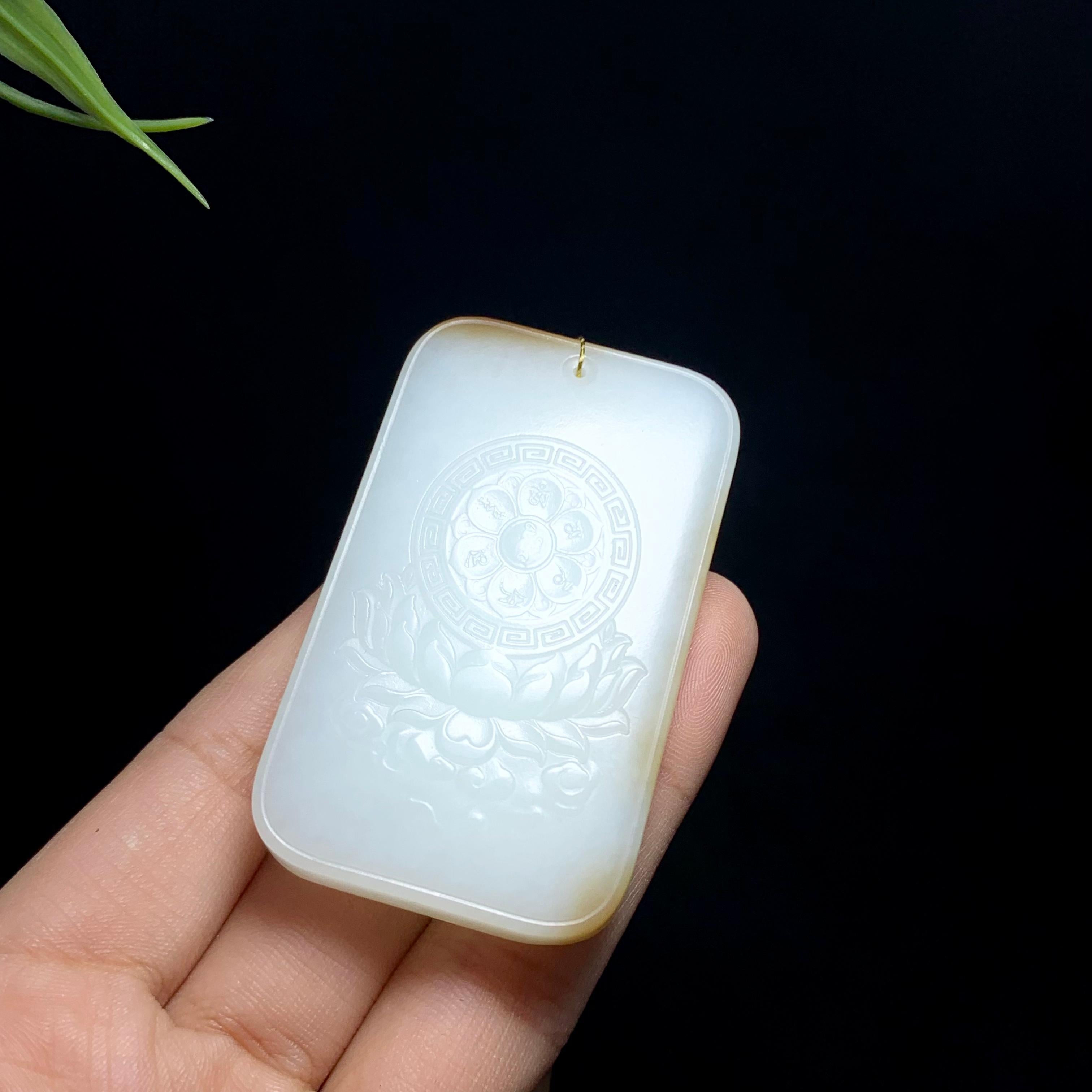 新疆糖白玉观音牌（49.9g）