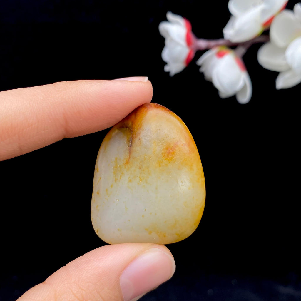 和田玉聚红皮籽料（22.8g）