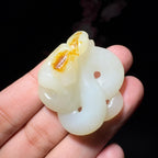 和田玉籽料挂件蛇（15.8g）