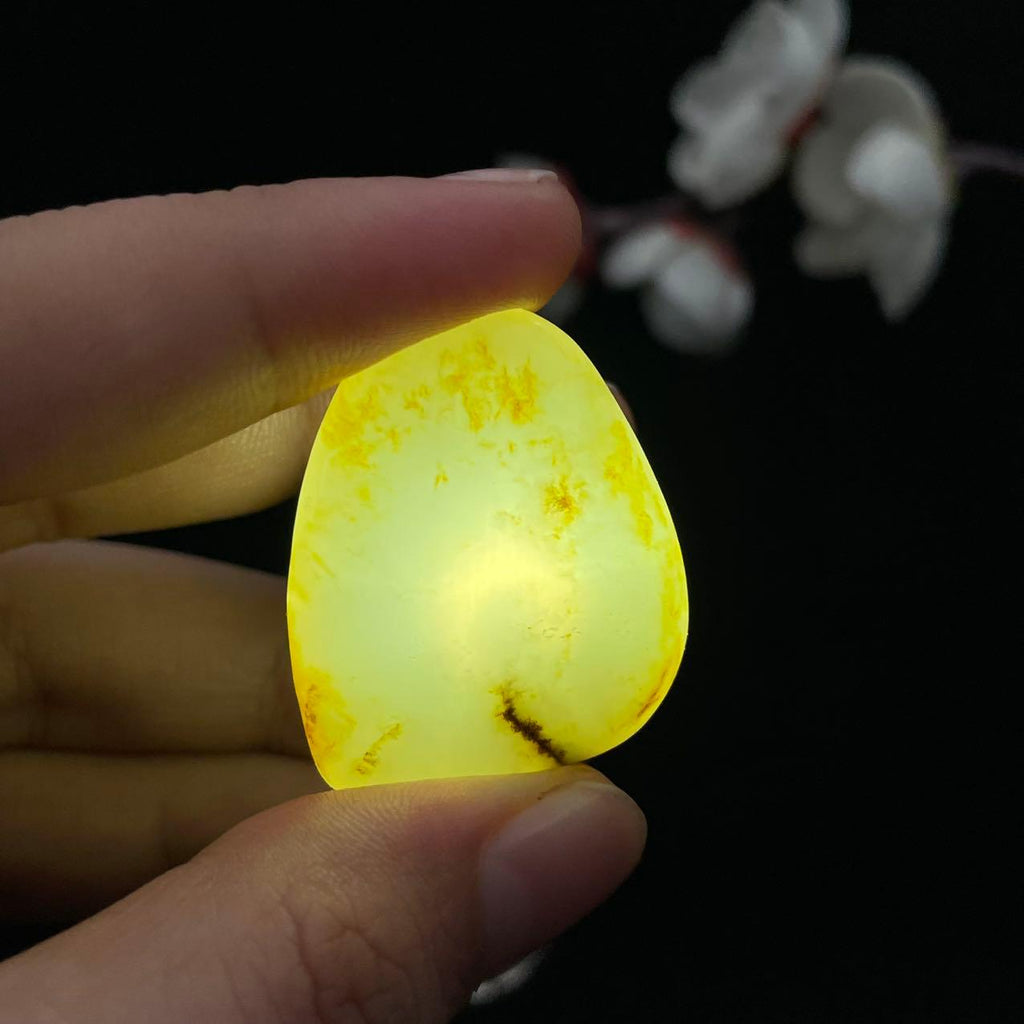 和田玉洒金皮籽料（12g）