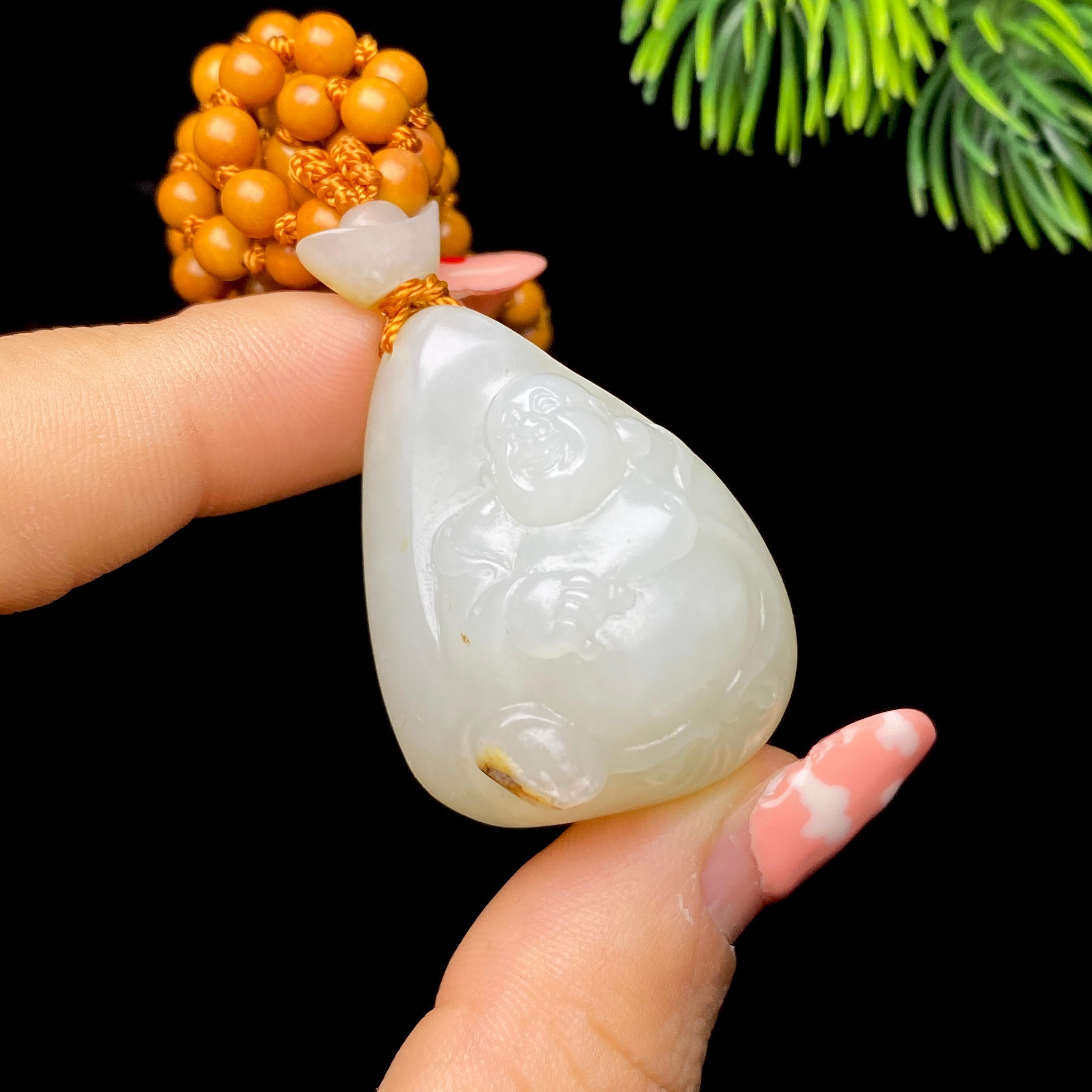 和田玉籽料佛公（31.6g）