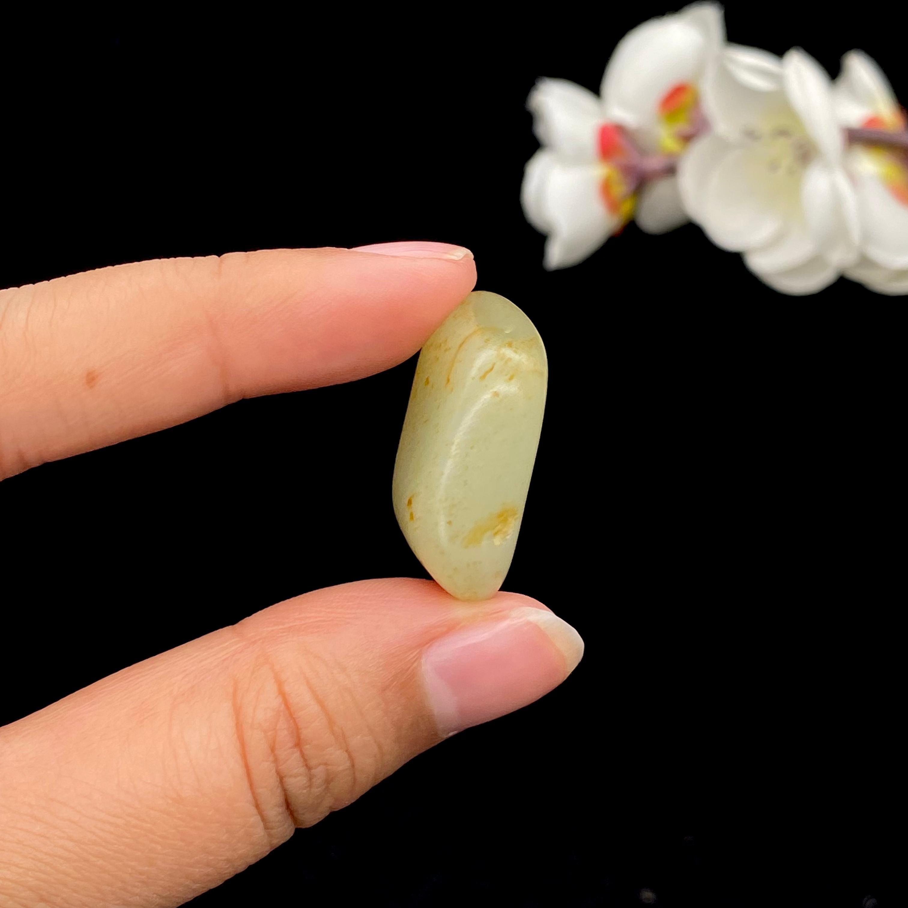 和田玉聚红皮籽料吊坠籽（10g）