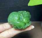 和田玉碧玉如意子母貔貅手把件摆件（112.1g）