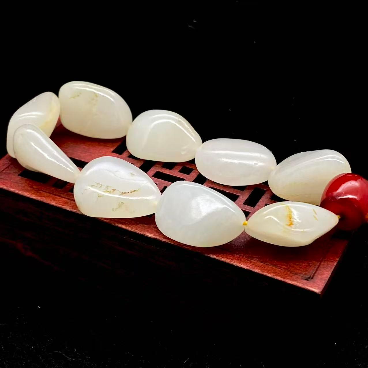 和田玉白玉籽料【精品手串】（57.3g）