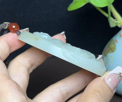 新疆和田玉籽料观音（73.3g）
