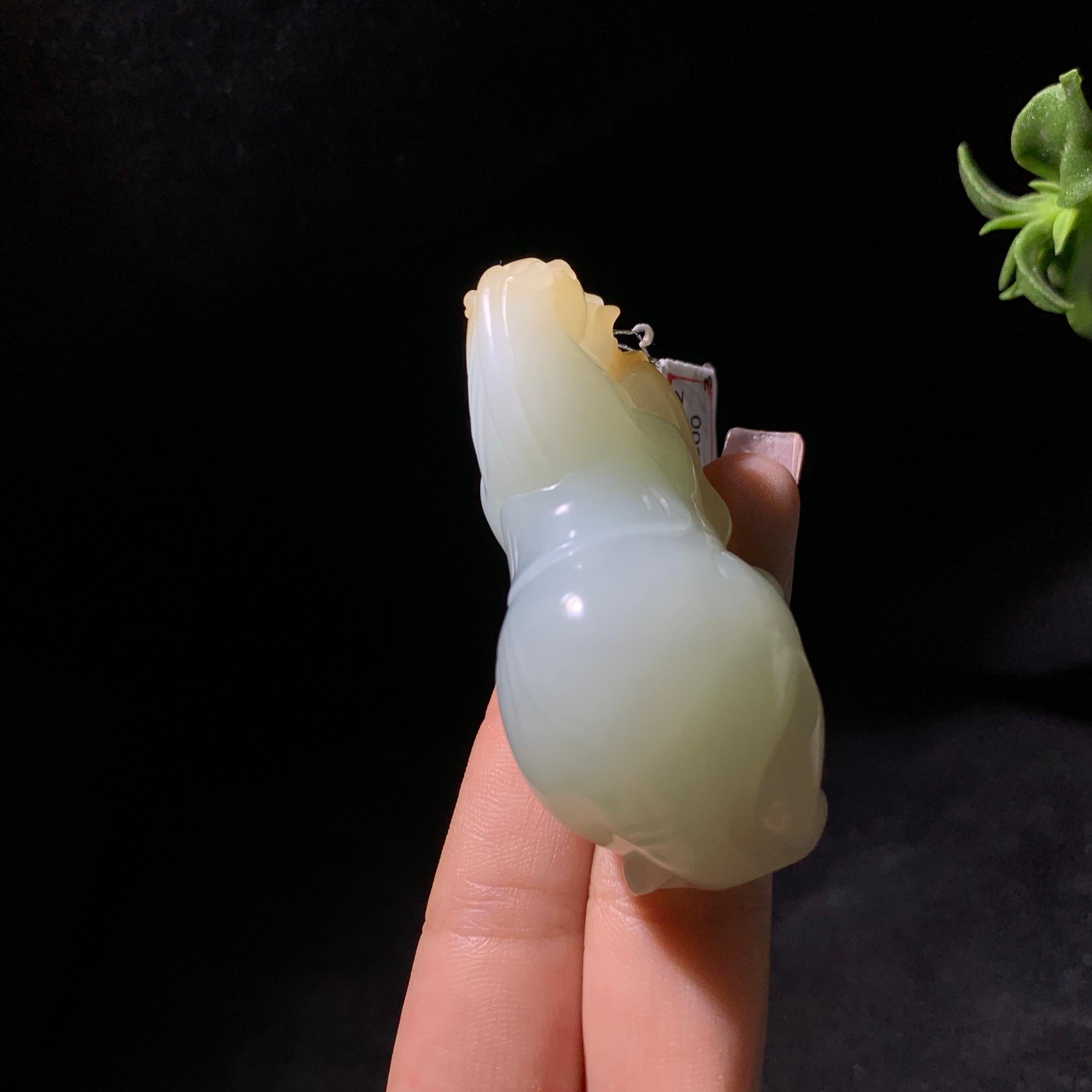 和田糖白玉马到成功手把件（79.0g）