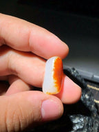 红皮白肉籽料原石