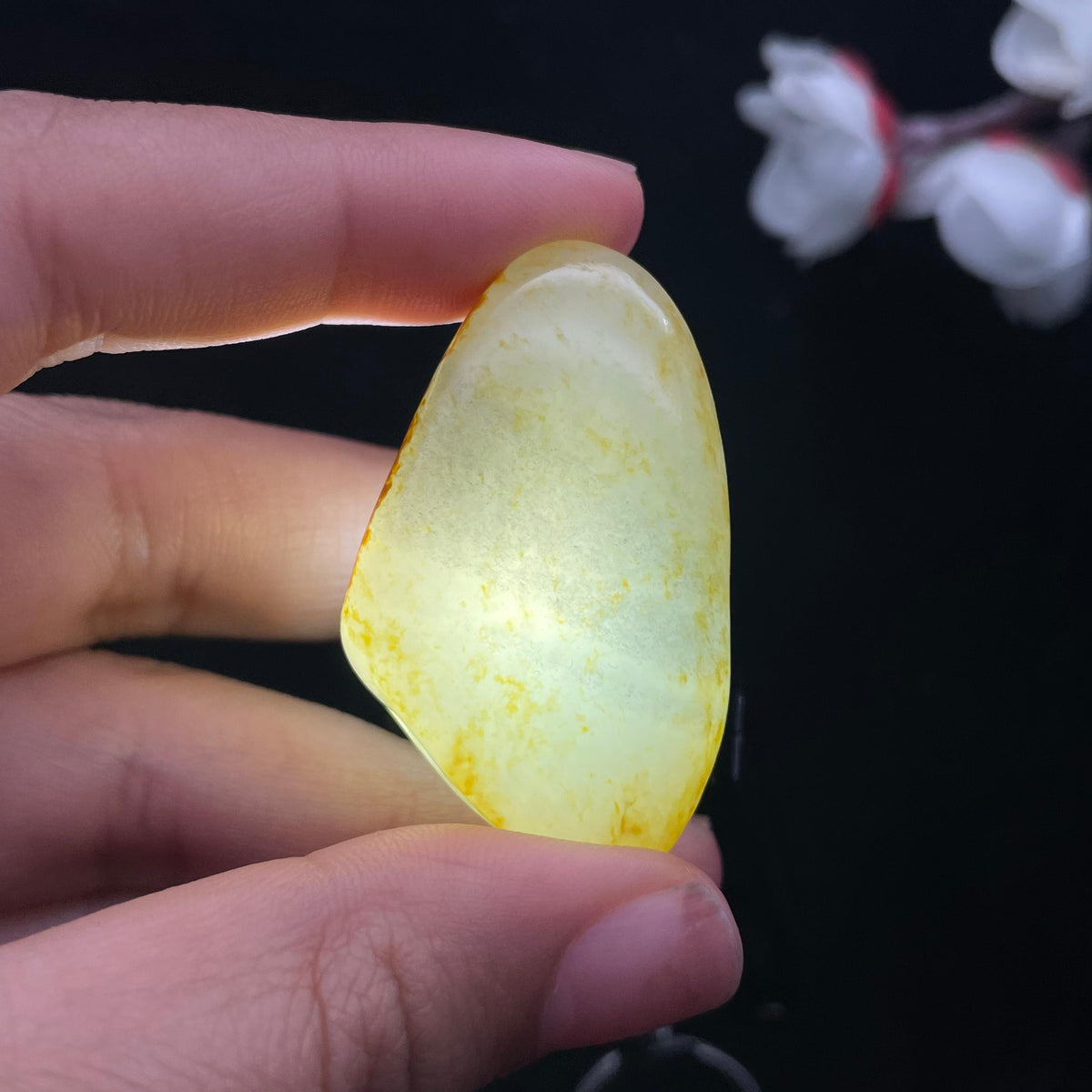 和田玉聚黄皮籽料挂件（19.6g）