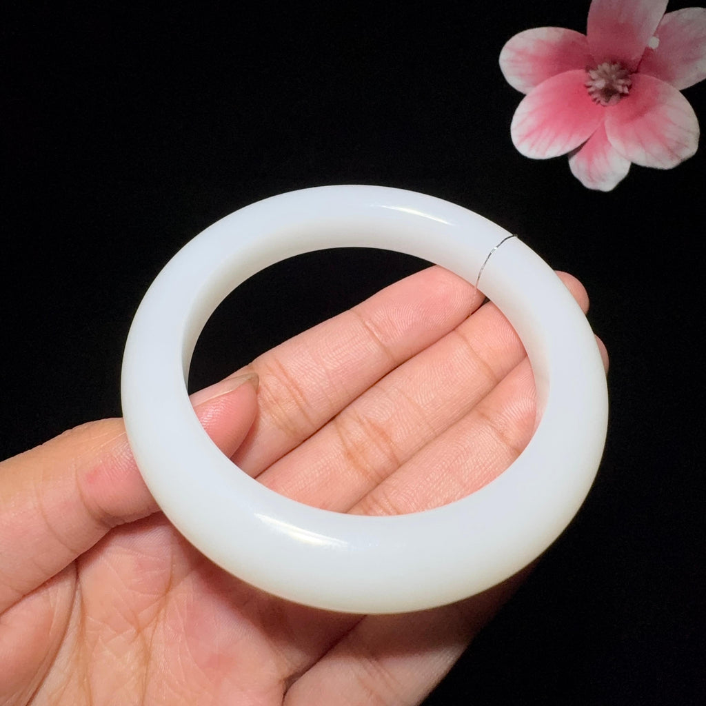 和田玉羊脂白玉手镯（60.2g）