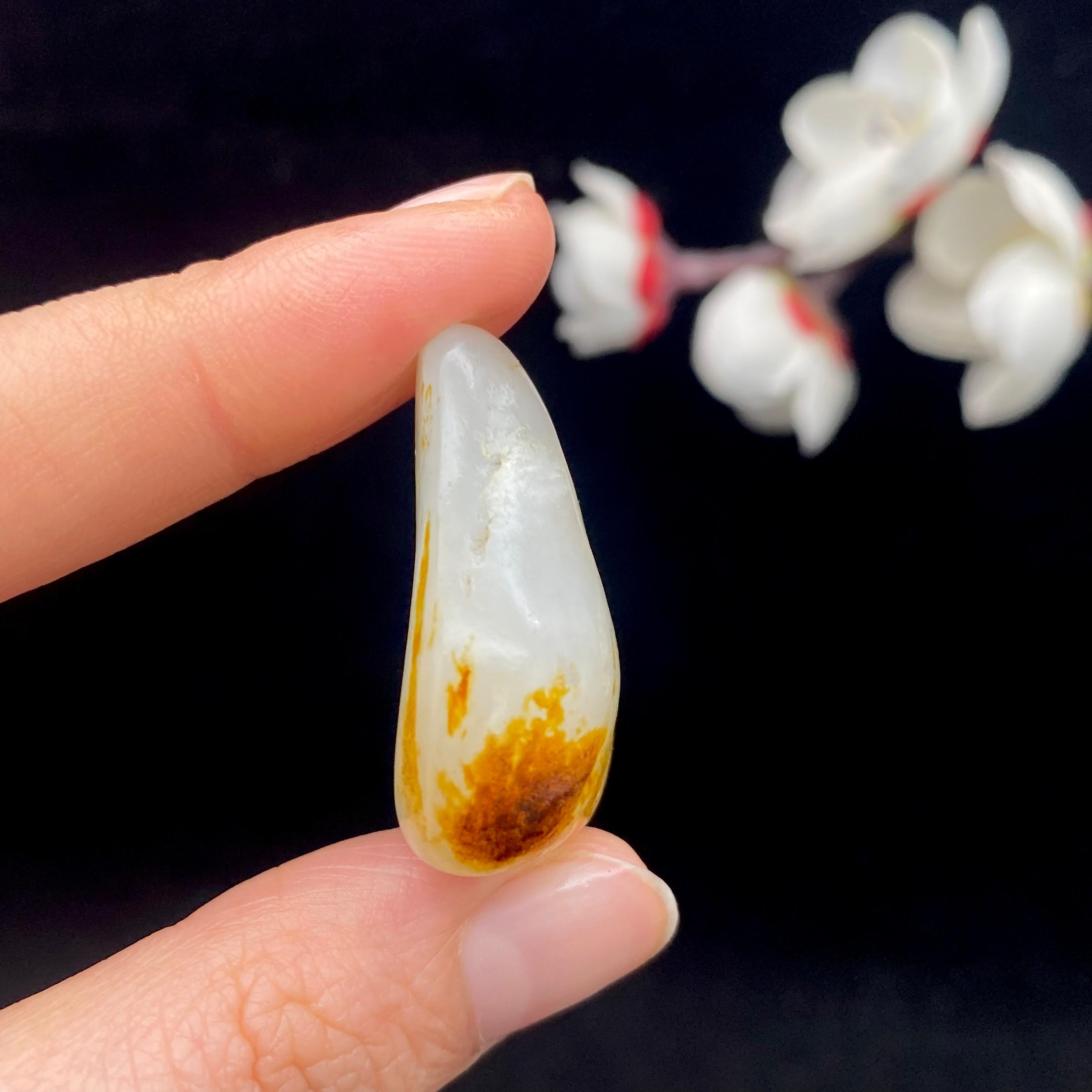 和田玉红皮籽料（15.3g）