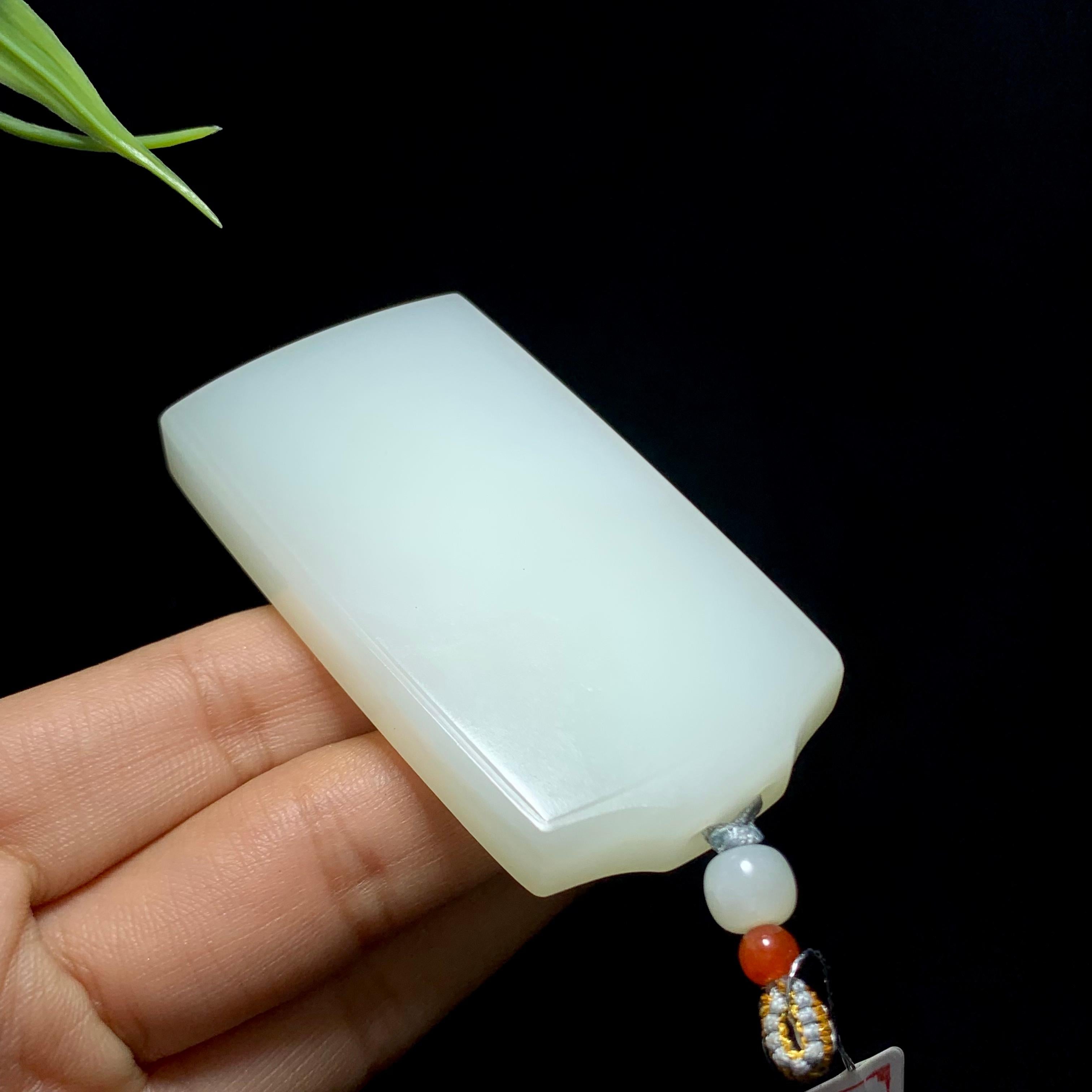 和田玉羊脂白玉无事牌（62.6g）