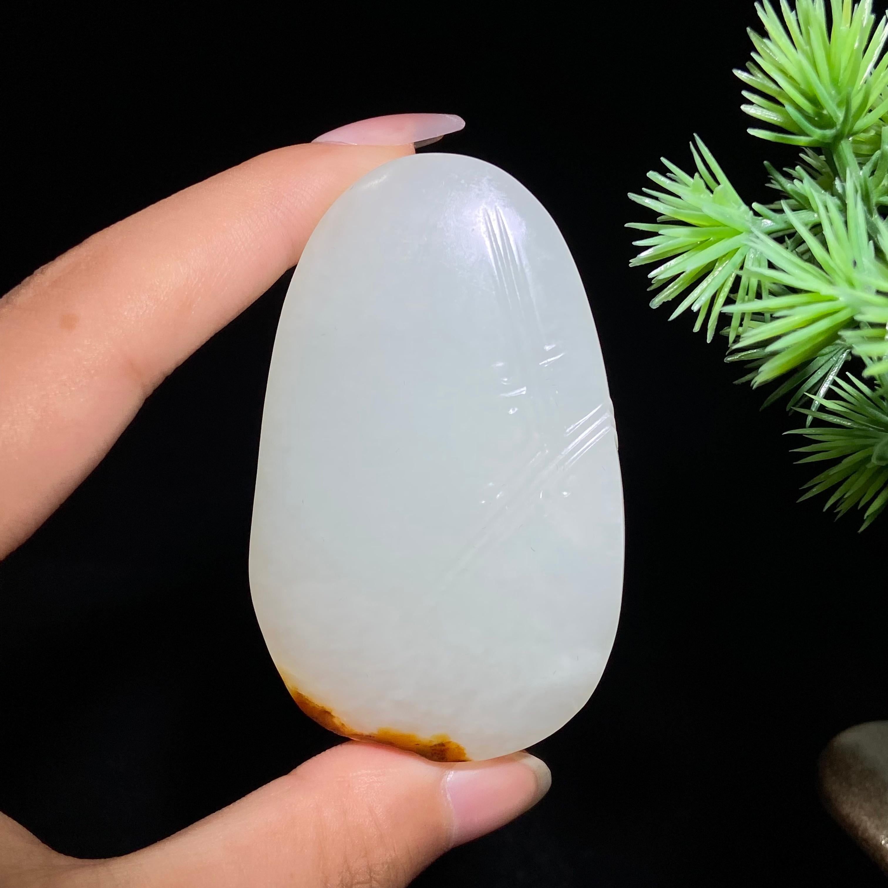 和田玉籽料观音（58.9g）