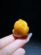 和田玉黄沁籽料灵猴（24.4g）