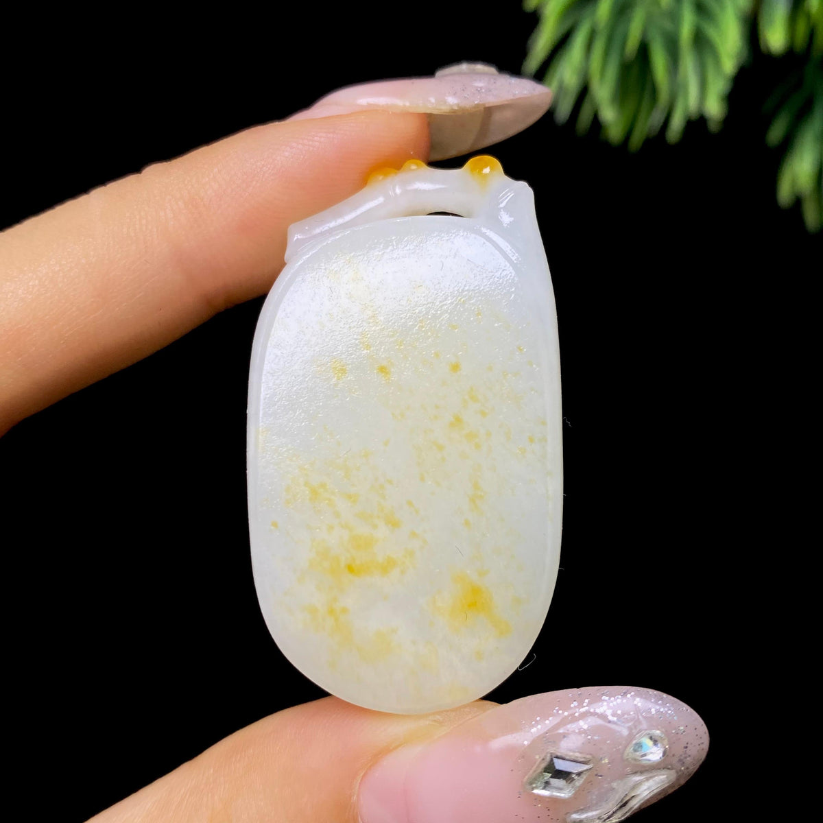 和田玉籽料节节高升无事牌（16.9g）